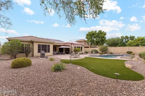 Exterior - 40407 N Blaze Trl, Anthem, AZ 85086 photo 3 of 10