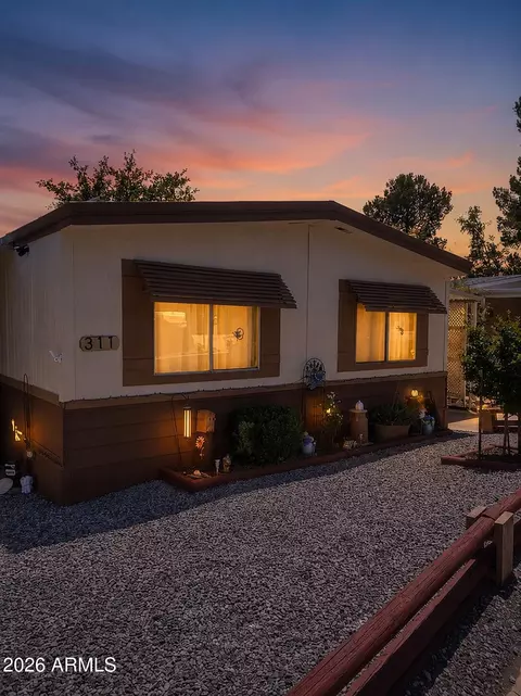 311 Lampliter Vlg, Clarkdale, AZ 86324