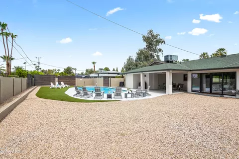 Exterior - 711 W Northern Ave, Phoenix, AZ 85021 photo 5 of 7