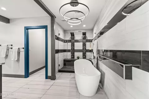 Bath - 711 W Northern Ave, Phoenix, AZ 85021 photo 1 of 3