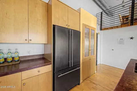 Kitchen - 914 E Osborn Rd #417, Phoenix, AZ 85014 photo 4 of 6