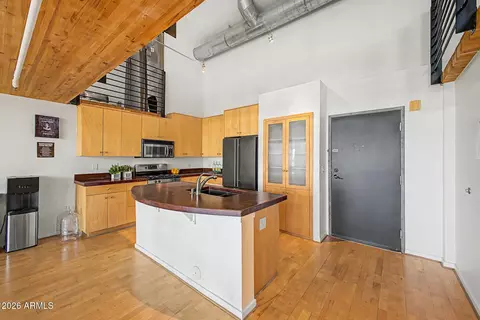 Kitchen - 914 E Osborn Rd #417, Phoenix, AZ 85014 photo 1 of 6