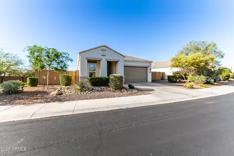 Exterior - 2314 E Questa Dr, Phoenix, AZ 85024 photo 3 of 13