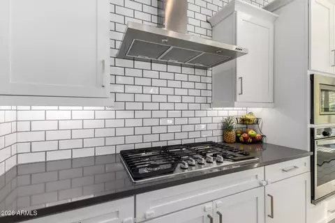 Kitchen - 2314 E Questa Dr, Phoenix, AZ 85024 photo 4 of 4
