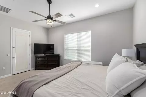 Bedroom - 2314 E Questa Dr, Phoenix, AZ 85024 photo 3 of 5