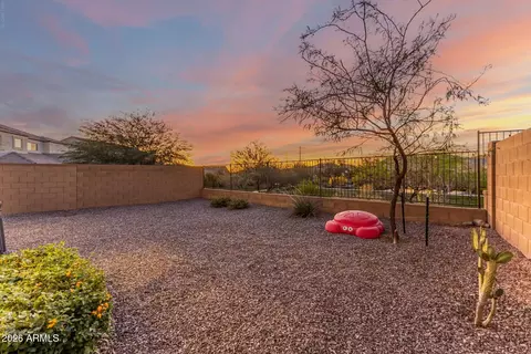 Exterior - 2314 E Questa Dr, Phoenix, AZ 85024 photo 9 of 13