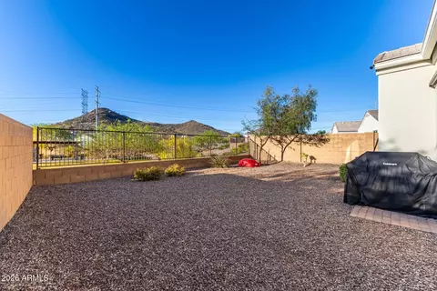 Exterior - 2314 E Questa Dr, Phoenix, AZ 85024 photo 11 of 13