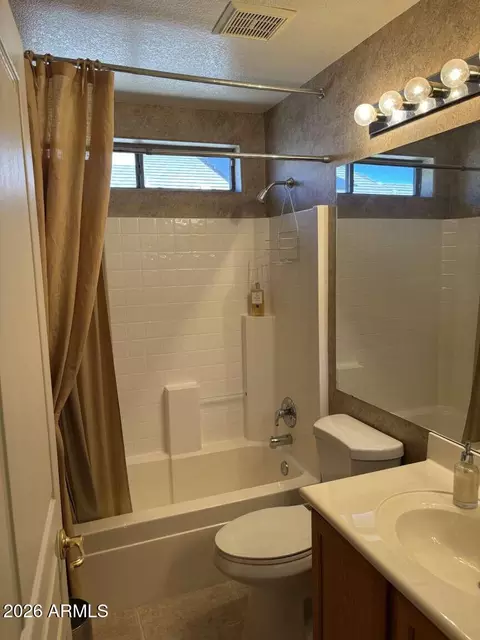 Bath - 4130 W Alex Loop, Phoenix, AZ 85083 photo 2 of 2