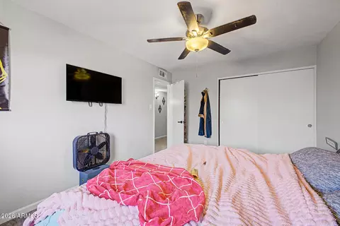 Bedroom - 4630 E Pueblo Ave, Phoenix, AZ 85040 photo 3 of 3