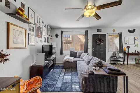 Living - 4630 E Pueblo Ave, Phoenix, AZ 85040 photo 2 of 3