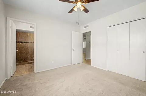 Bedroom - 721 E Montebello Ave #210, Phoenix, AZ 85014 photo 4 of 8