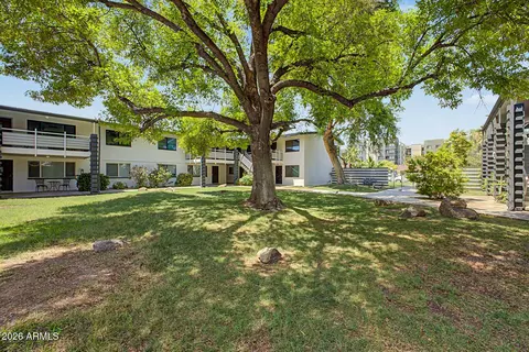 Exterior - 721 E Montebello Ave #210, Phoenix, AZ 85014 photo 9 of 11