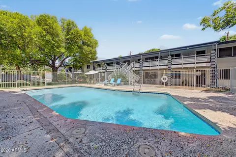 Exterior - 721 E Montebello Ave #210, Phoenix, AZ 85014 photo 7 of 11