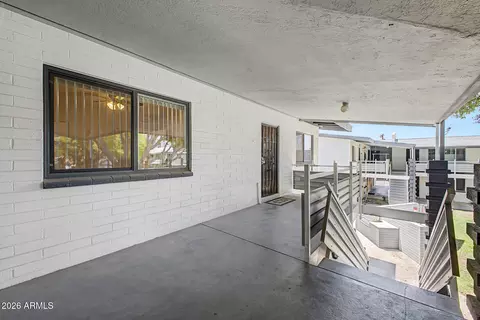 Exterior - 721 E Montebello Ave #210, Phoenix, AZ 85014 photo 2 of 11