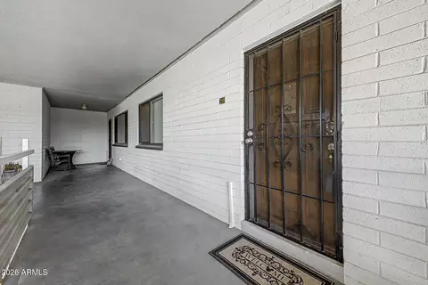 Exterior - 721 E Montebello Ave #210, Phoenix, AZ 85014 photo 3 of 11