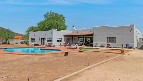 Exterior - 35522 N 11th Ave, Phoenix, AZ 85086 photo 2 of 7