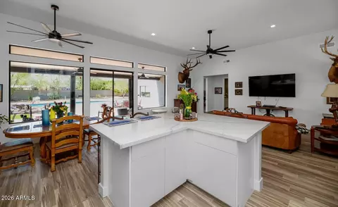 Kitchen - 35522 N 11th Ave, Phoenix, AZ 85086 photo 3 of 4