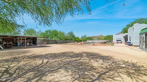 Exterior - 35522 N 11th Ave, Phoenix, AZ 85086 photo 4 of 7