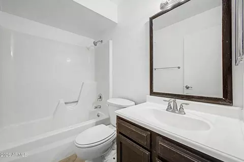 Bath - 4523 E Alta Mesa Ave, Phoenix, AZ 85044 photo 2 of 2