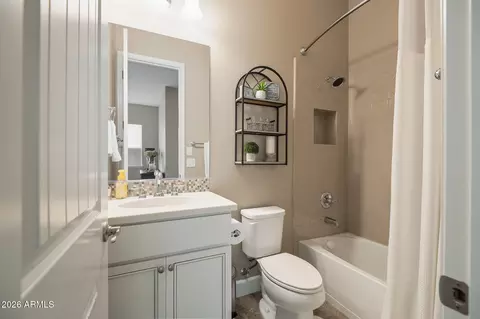 Bath - 3746 E Azalea Dr, Gilbert, AZ 85298 photo 3 of 4