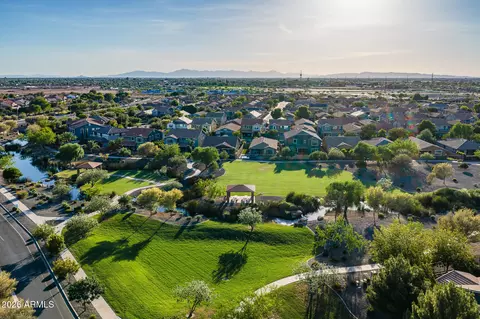 View/Area - 3746 E Azalea Dr, Gilbert, AZ 85298 photo 5 of 7