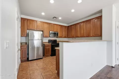 Kitchen - 5856 E Holmes Ave, Mesa, AZ 85206 photo 1 of 5