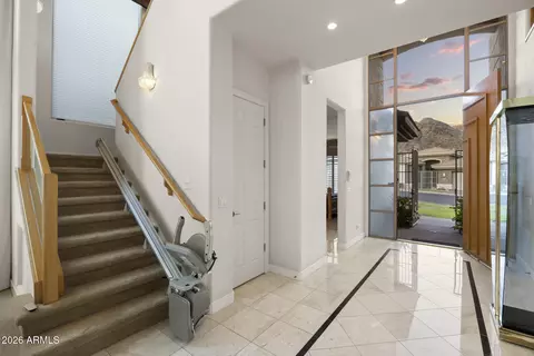 Entry Way - 6534 N 29th St, Phoenix, AZ 85016 photo 4 of 11