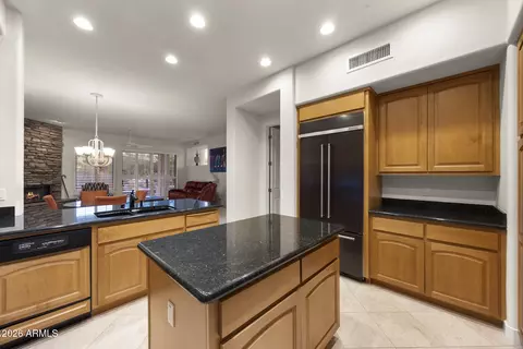 Kitchen - 6534 N 29th St, Phoenix, AZ 85016 photo 3 of 4