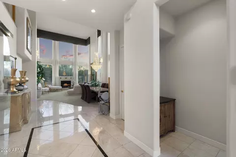 Entry Way - 6534 N 29th St, Phoenix, AZ 85016 photo 2 of 11