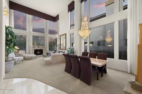 Dining - 6534 N 29th St, Phoenix, AZ 85016 photo 2 of 6