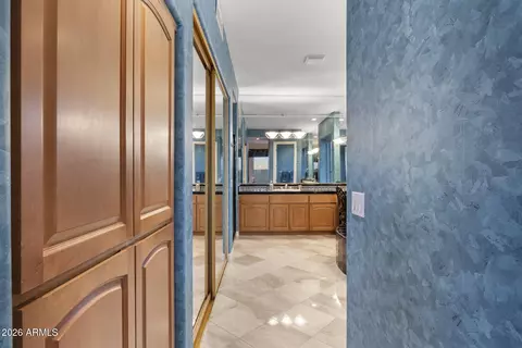 Entry Way - 6534 N 29th St, Phoenix, AZ 85016 photo 10 of 11