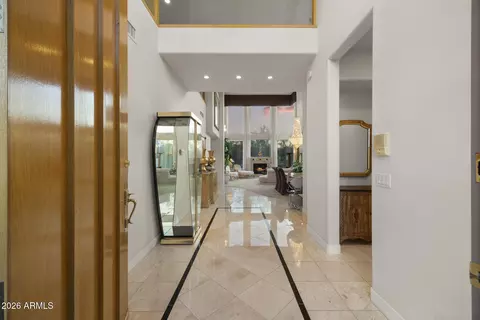Entry Way - 6534 N 29th St, Phoenix, AZ 85016 photo 3 of 11