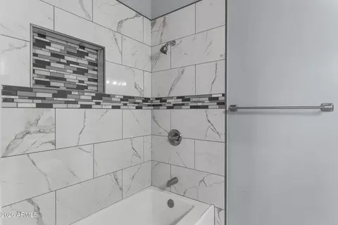 Bath - 11510 E Vine Ave, Mesa, AZ 85208 photo 2 of 3