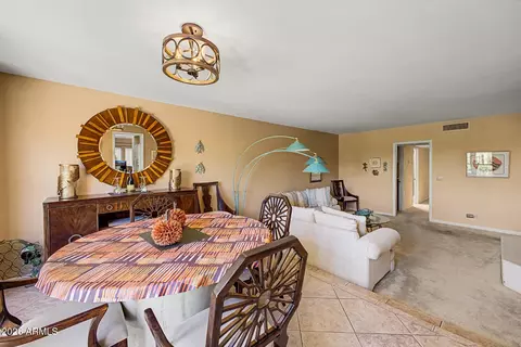 Dining - 4718 E Monte Way, Phoenix, AZ 85044 photo 3 of 3