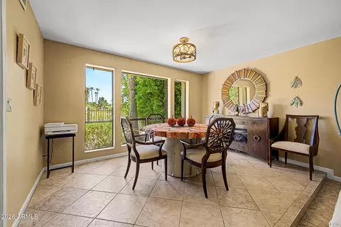 Dining - 4718 E Monte Way, Phoenix, AZ 85044 photo 2 of 3