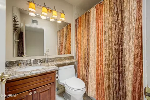Bath - 4718 E Monte Way, Phoenix, AZ 85044 photo 3 of 3