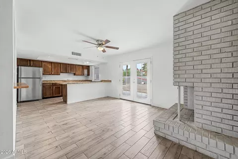 Living - 15 E Alameda Dr, Tempe, AZ 85282 photo 3 of 3