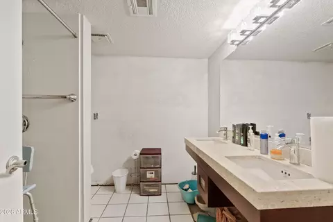 Bath - 2625 E Page Ave, Gilbert, AZ 85234 photo 1 of 2