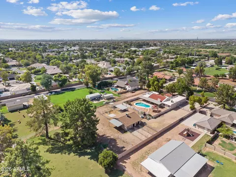 View/Area - 2625 E Page Ave, Gilbert, AZ 85234 photo 5 of 10