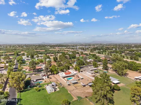 View/Area - 2625 E Page Ave, Gilbert, AZ 85234 photo 7 of 10
