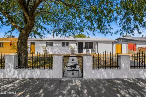 2502 N 47th Ln, Phoenix, AZ 85035