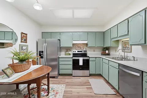 Kitchen - 4328 E Capri Ave #162, Mesa, AZ 85206 photo 1 of 3