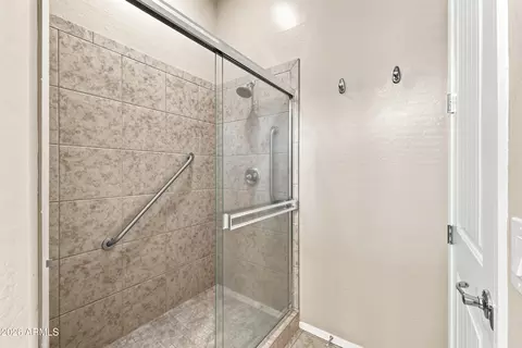 Bath - 13005 E Vega St, Dewey, AZ 86327 photo 2 of 3