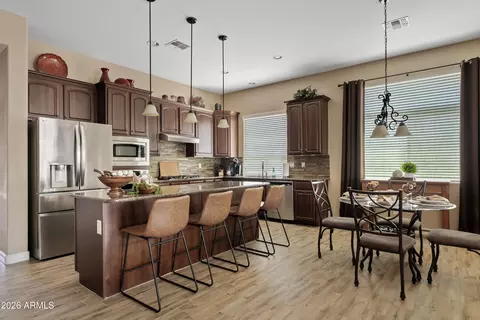 Kitchen - 4315 E Knudsen Dr, Phoenix, AZ 85050 photo 2 of 6