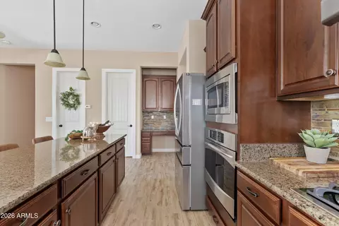 Entry Way - 4315 E Knudsen Dr, Phoenix, AZ 85050 photo 2 of 3