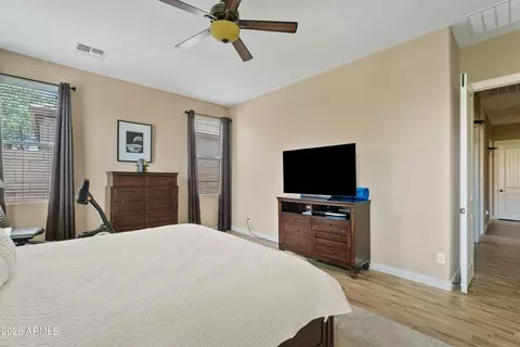Bedroom - 4315 E Knudsen Dr, Phoenix, AZ 85050 photo 4 of 6