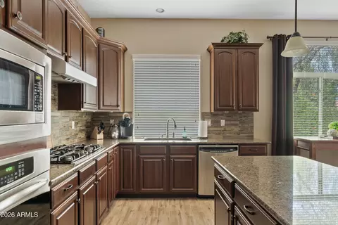 Kitchen - 4315 E Knudsen Dr, Phoenix, AZ 85050 photo 1 of 6