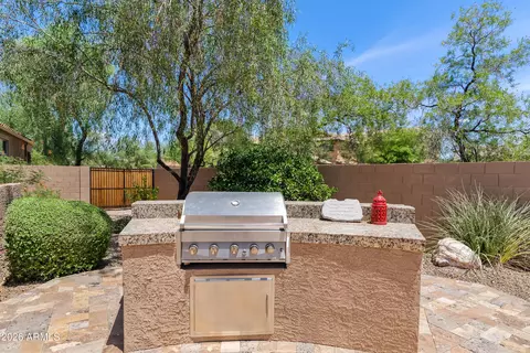 Exterior - 4315 E Knudsen Dr, Phoenix, AZ 85050 photo 6 of 8