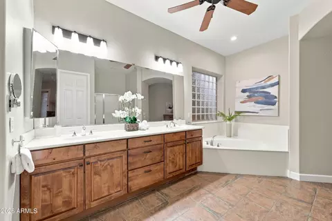 Bath - 481 E Vermont Dr, Gilbert, AZ 85295 photo 4 of 6
