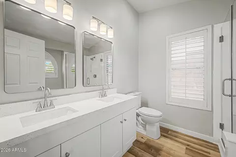 Bath - 2434 E Cathedral Rock Dr, Phoenix, AZ 85048 photo 1 of 2